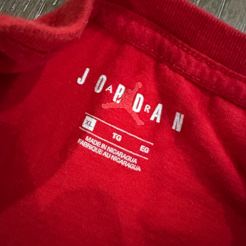 Jordon Tee - Picture 4 of 6